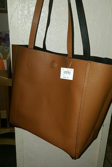 Large Black & Tan Reversible Adrianna Tote - Picture 3 of 4